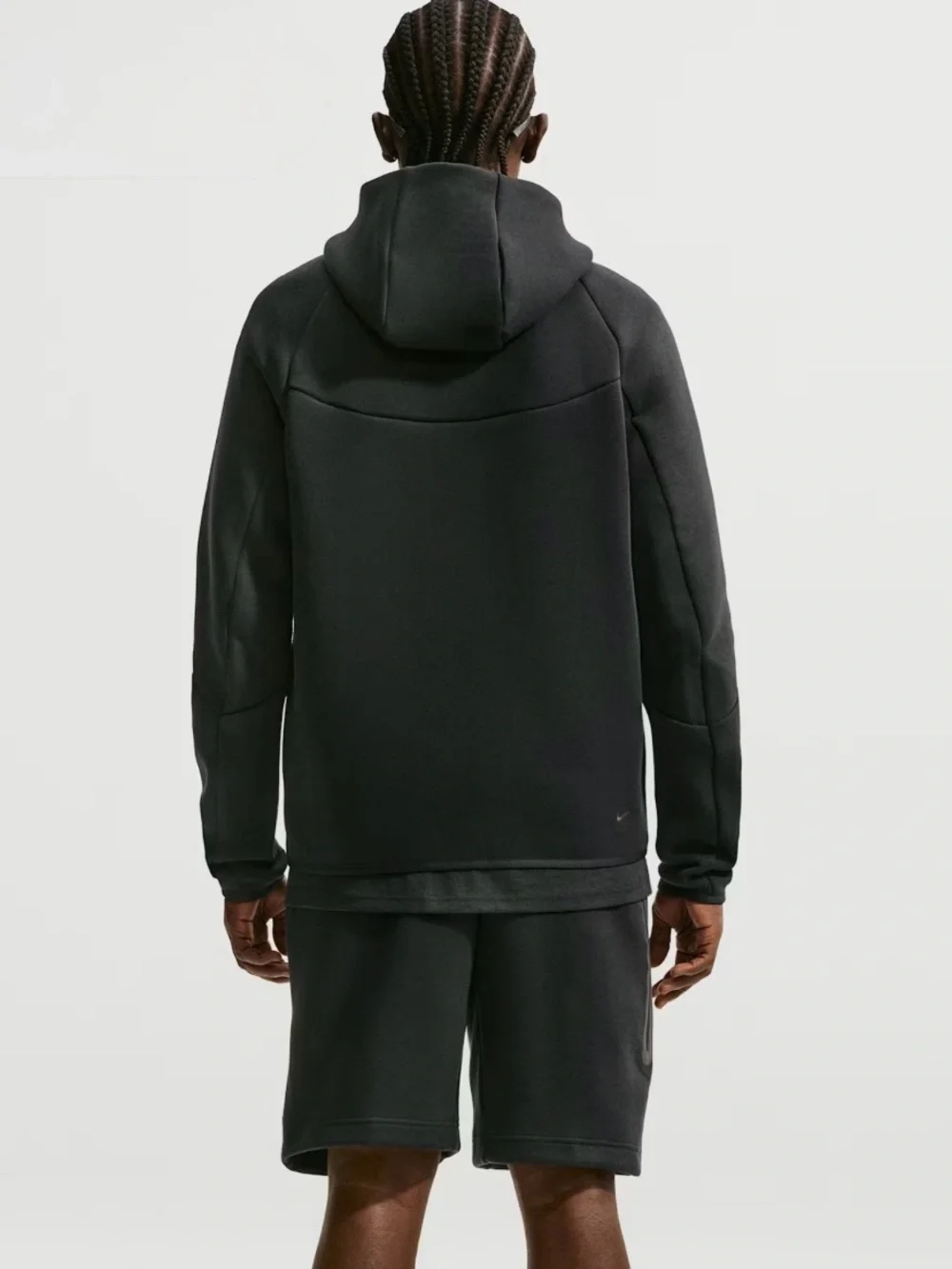 Nike lightweight insulated